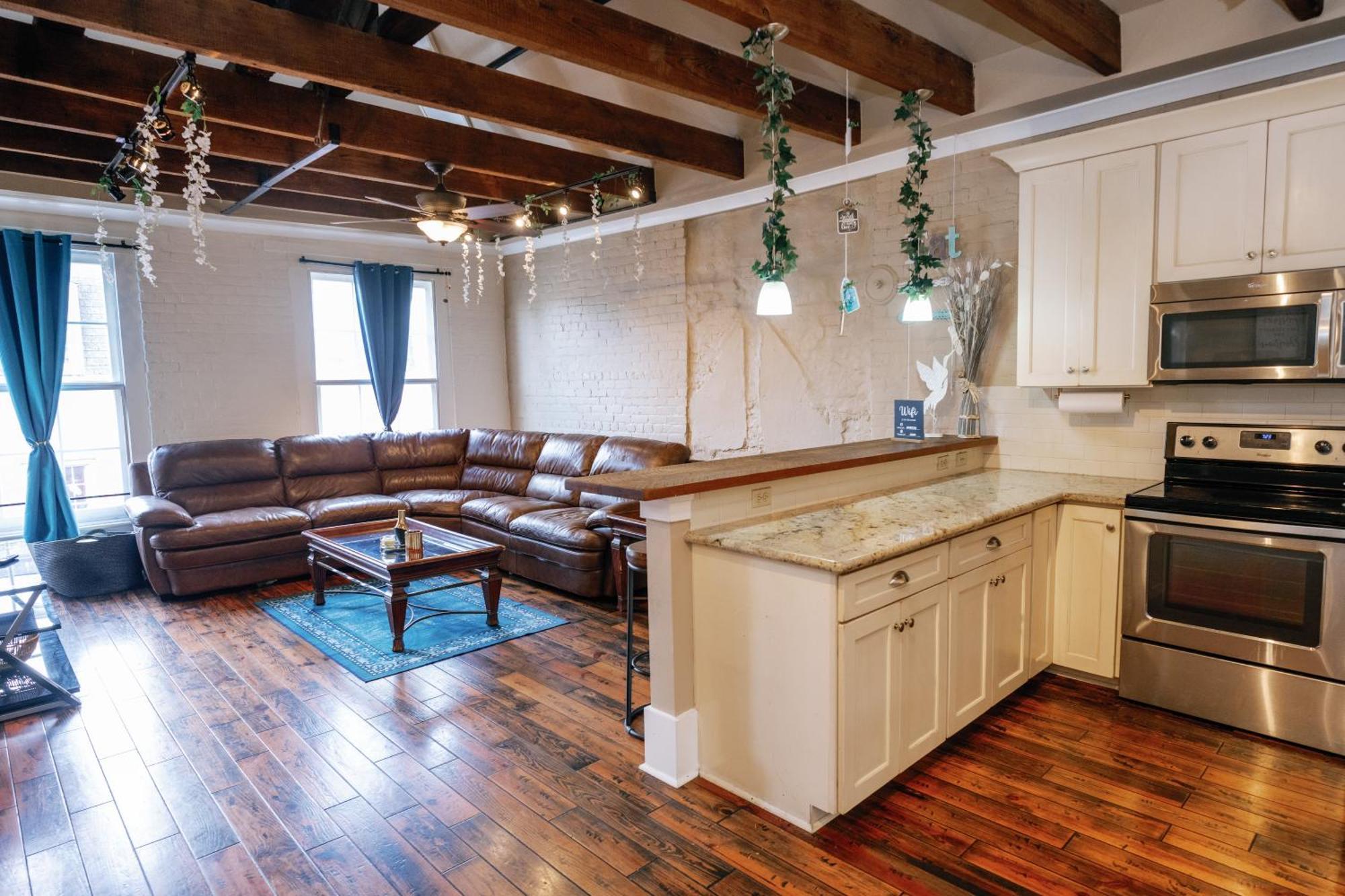 Apartment Decatur Sugar Mill Blues New Orleans