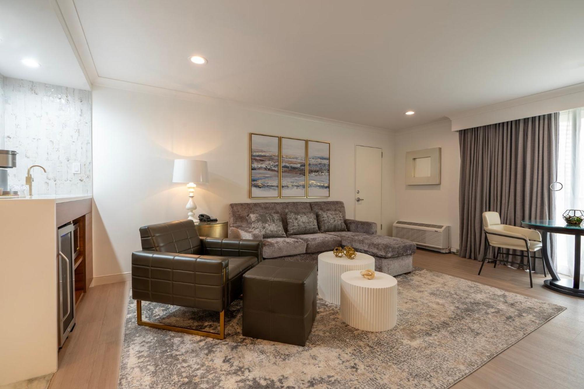 New Orleans-downtown Superdome By Ihg Hotel 4*