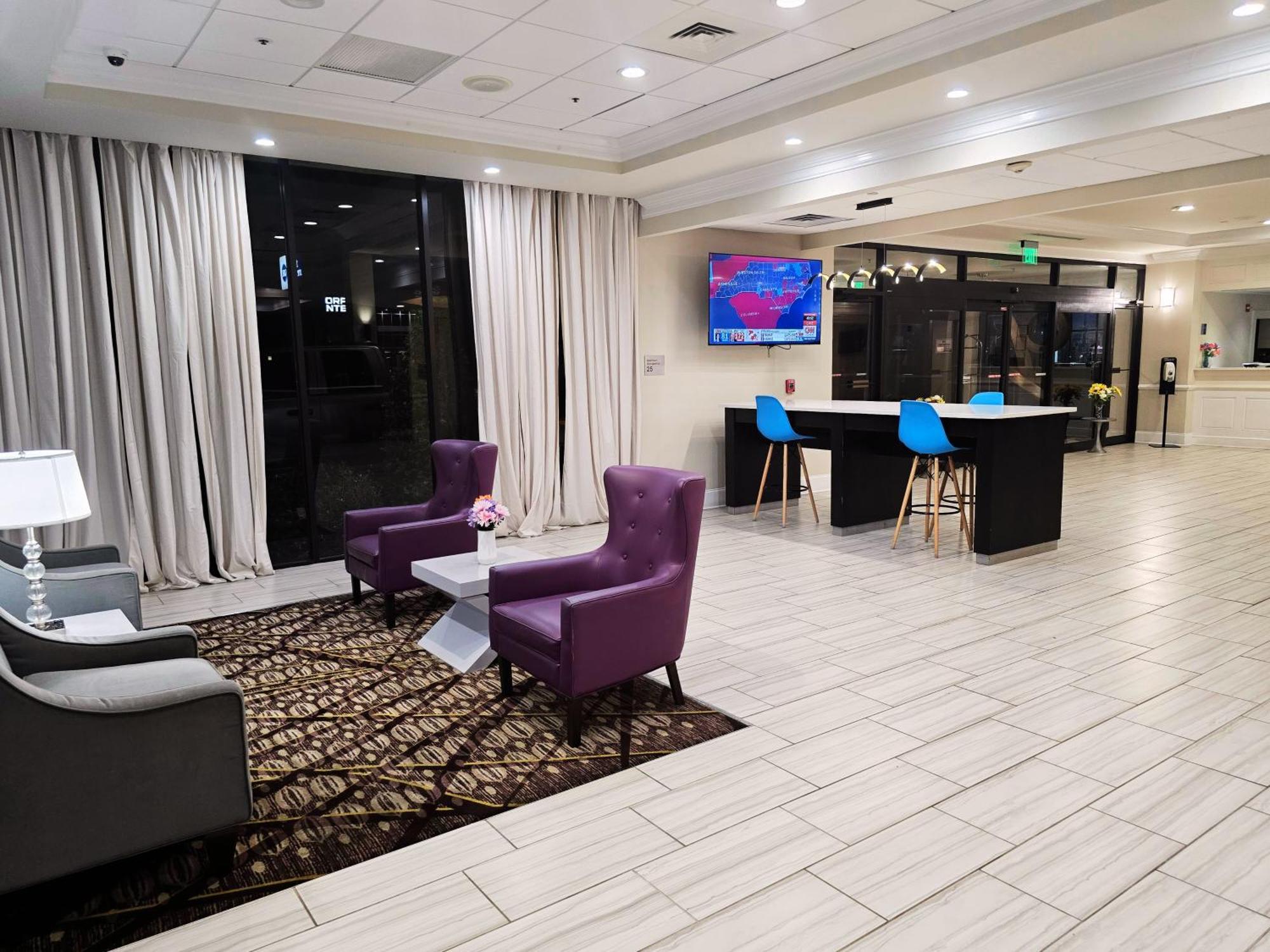 Hotel Express By Marriott 3*
