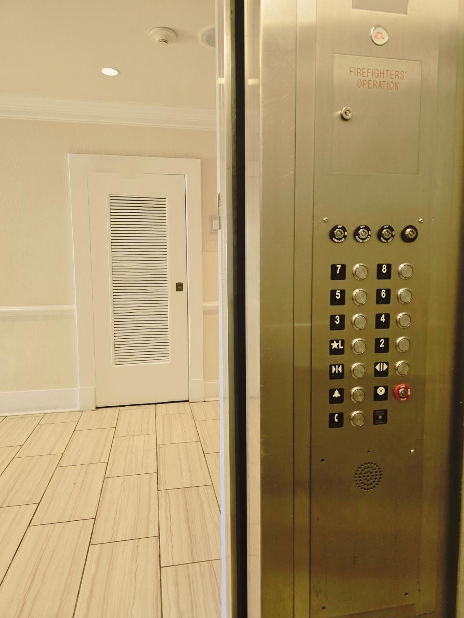 Express By Marriott Hotel