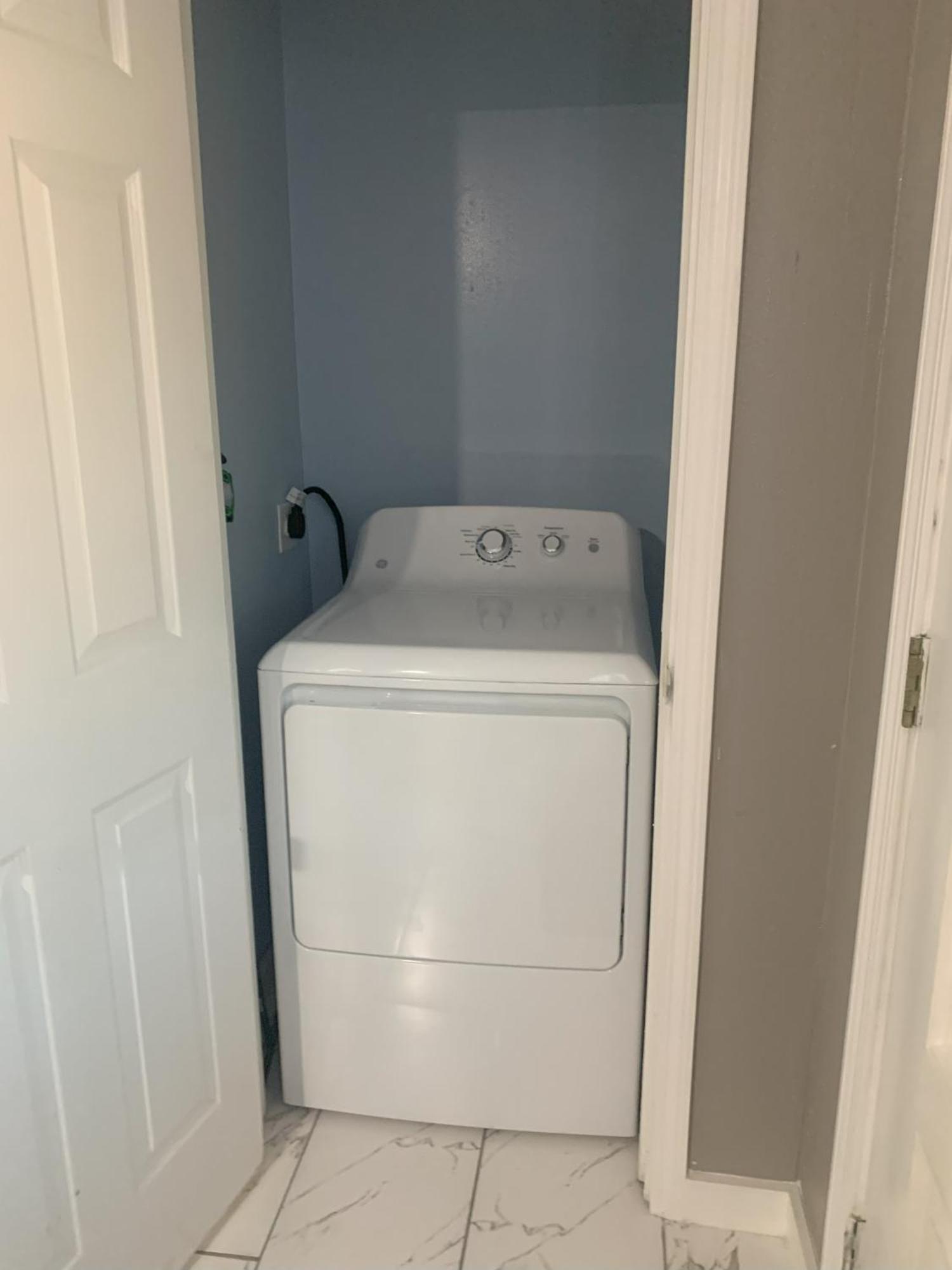 Apartment Nola Townhouse, 30 Days Minimum Rent Required *