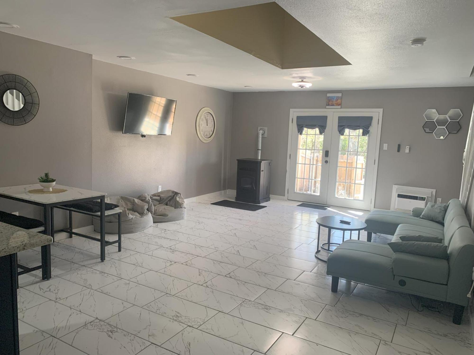 Apartment Nola Townhouse, 30 Days Minimum Rent Required *