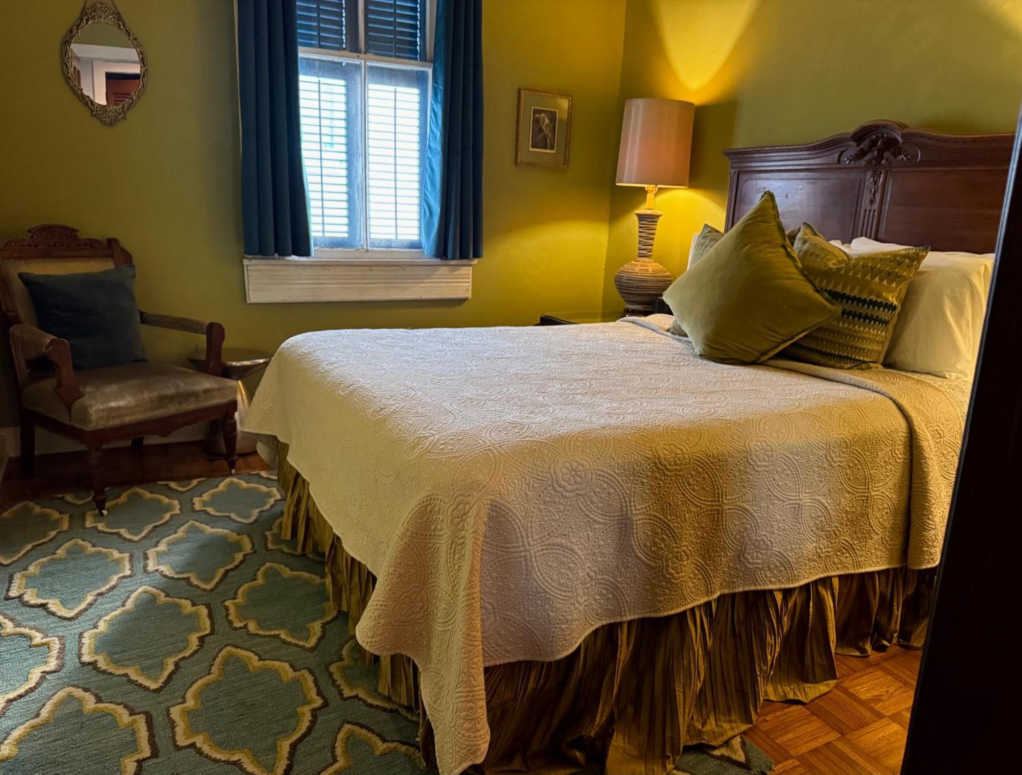 The Dragonfly Treme Guest house