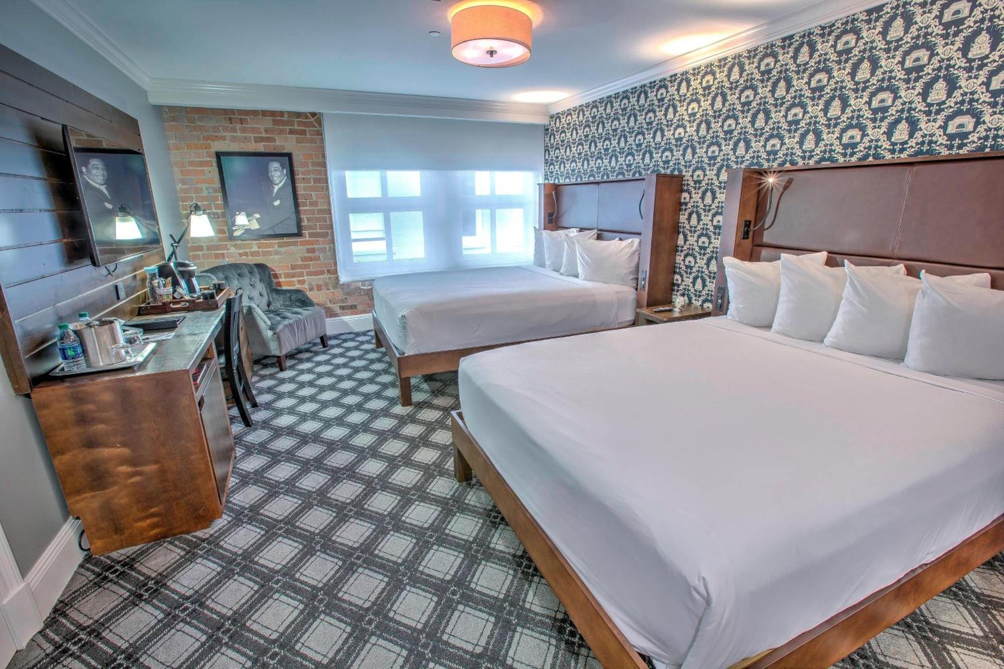 Hotel Q&c And Bar New Orleans, Autograph Collection 4*