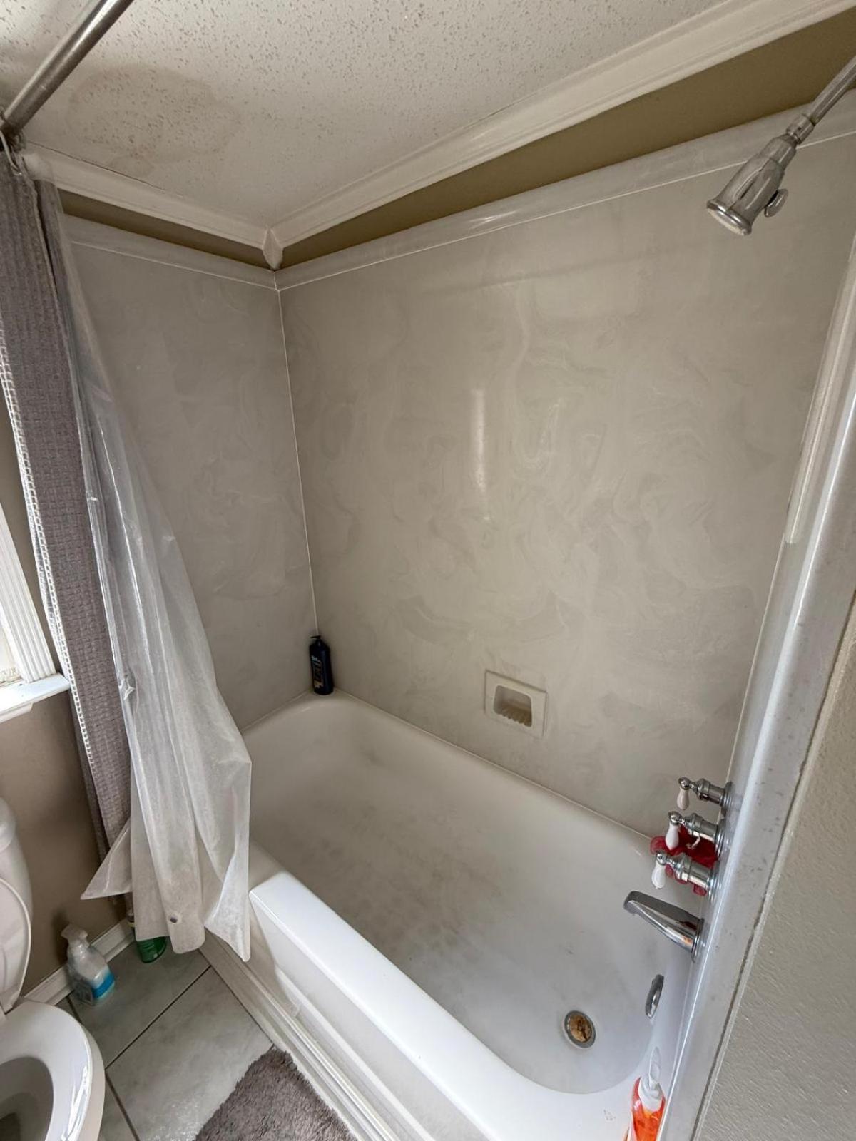 1-bedroom With Living And Kitchen, Next To Master *