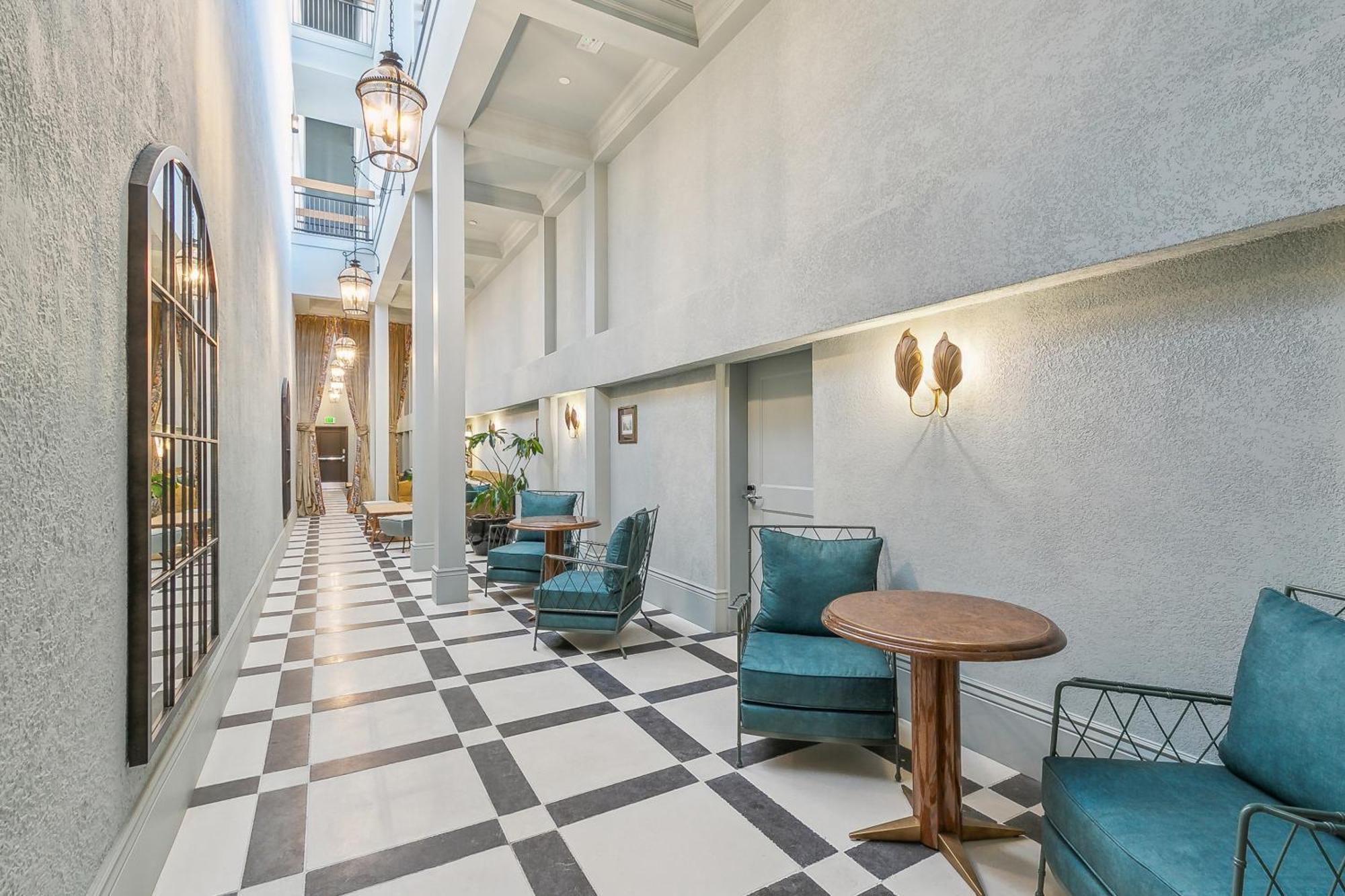 Perle Aparthotel *