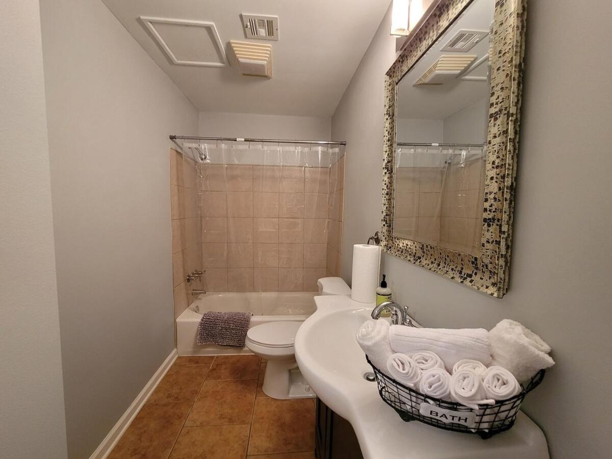 Lakeview Gem 10 Minutes To Superdome For Superbowl Holiday home New Orleans