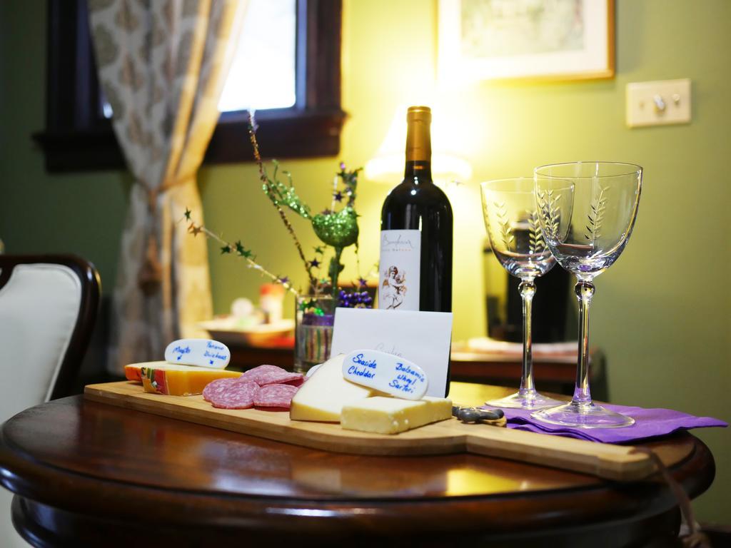 Canal Street Bed & Breakfast 3*