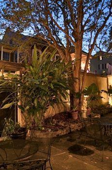 Lafitte & Bar