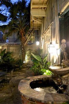 Lafitte & Bar