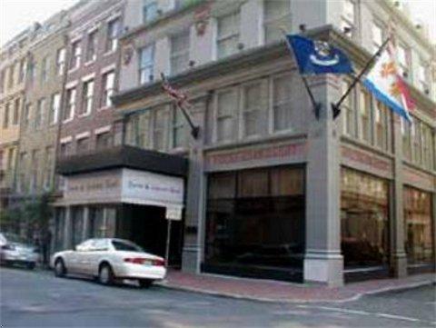 Hotel Q&c And Bar New Orleans, Autograph Collection 4*