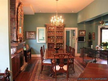 The House Bed & Breakfast