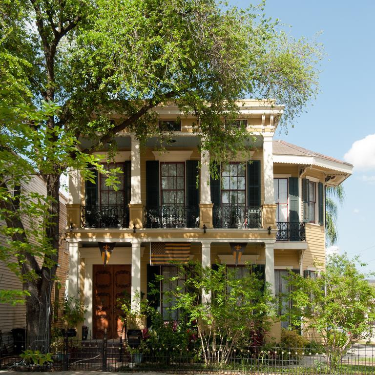 Bed & Breakfast Hh Whitney House - A On The Historic Esplanade