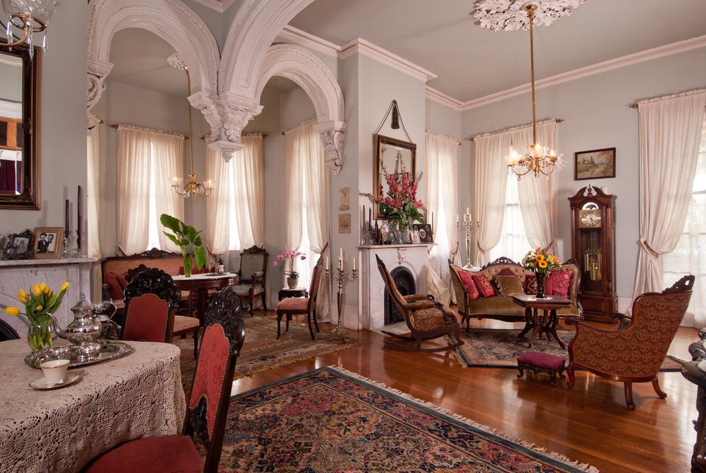Bed & Breakfast Hh Whitney House - A On The Historic Esplanade