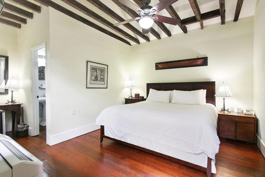 Bed & Breakfast The House 3*