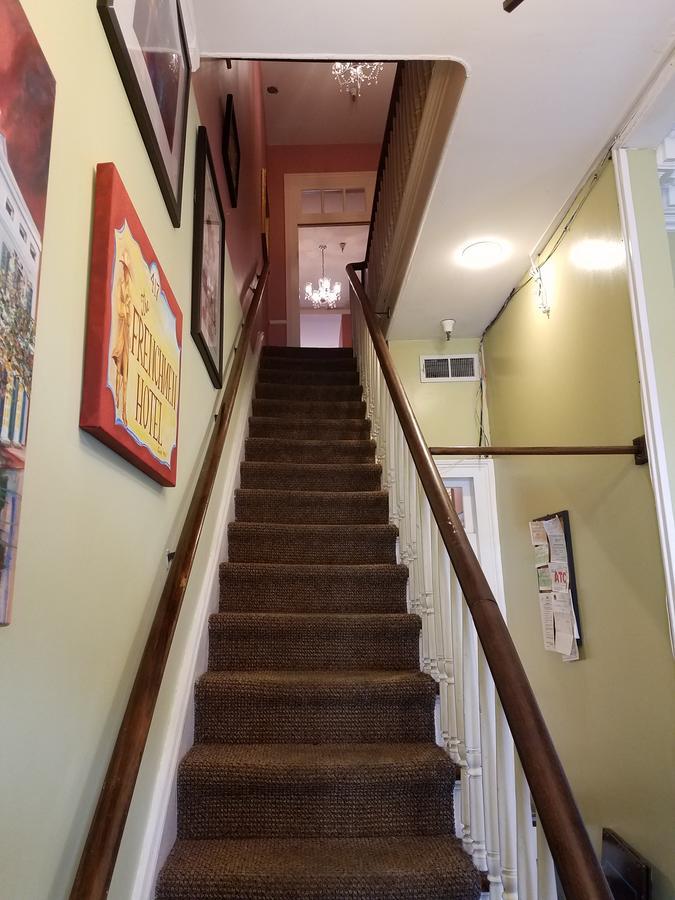 Hotel Frenchmen 3*
