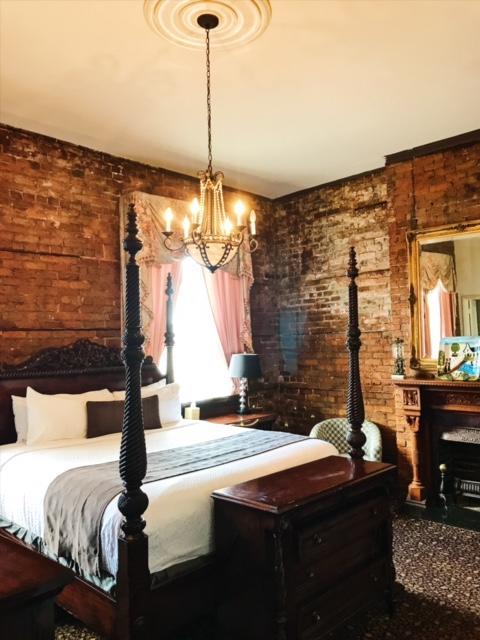 Hotel Lafitte & Bar 3*