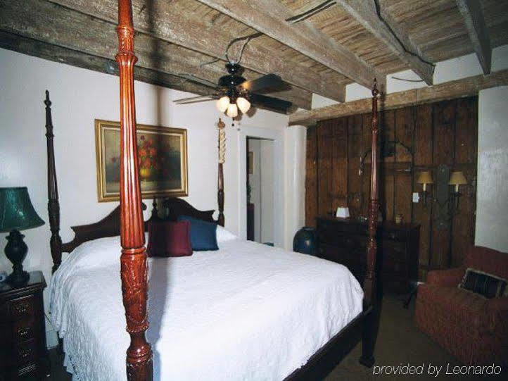 Historic Mardi Gras Inn New Orleans