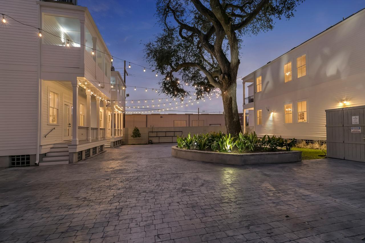 Private 3br On Carondelet By Hosteeva Apartment *