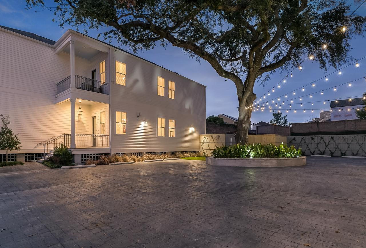 Apartment Private 3br On Carondelet By Hosteeva New Orleans