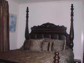 Inn Creole