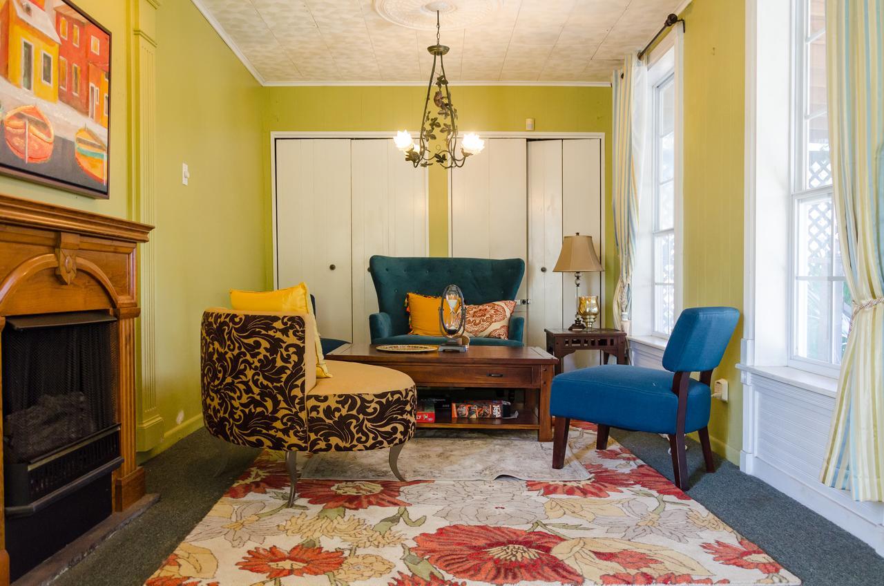Madame Isabelle's House *