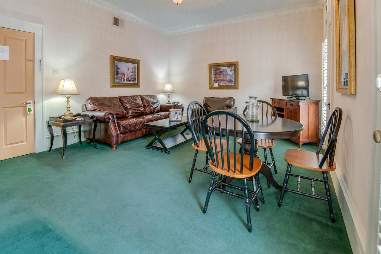 Chateau Orleans 3*