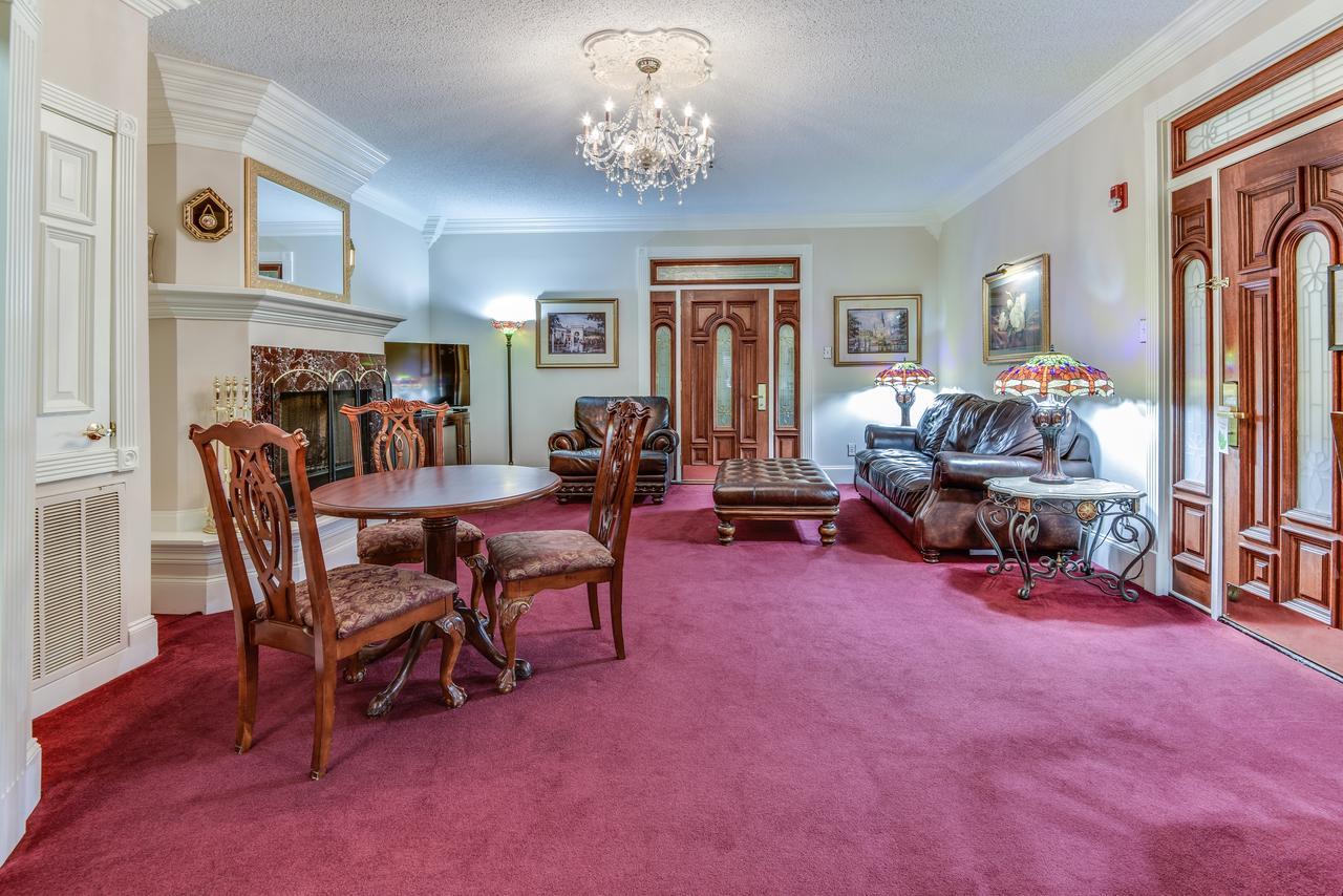 Hotel Plaza Downtown New Orleans
