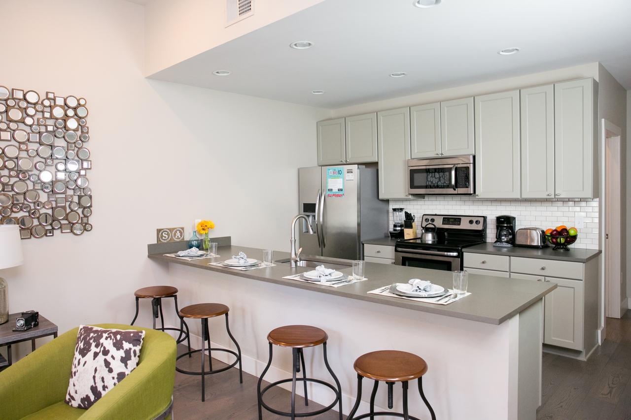 Stay Alfred On North Carondelet Street Apartment *