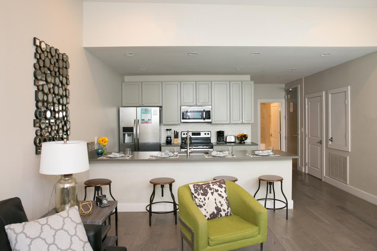 Stay Alfred On North Carondelet Street Apartment *