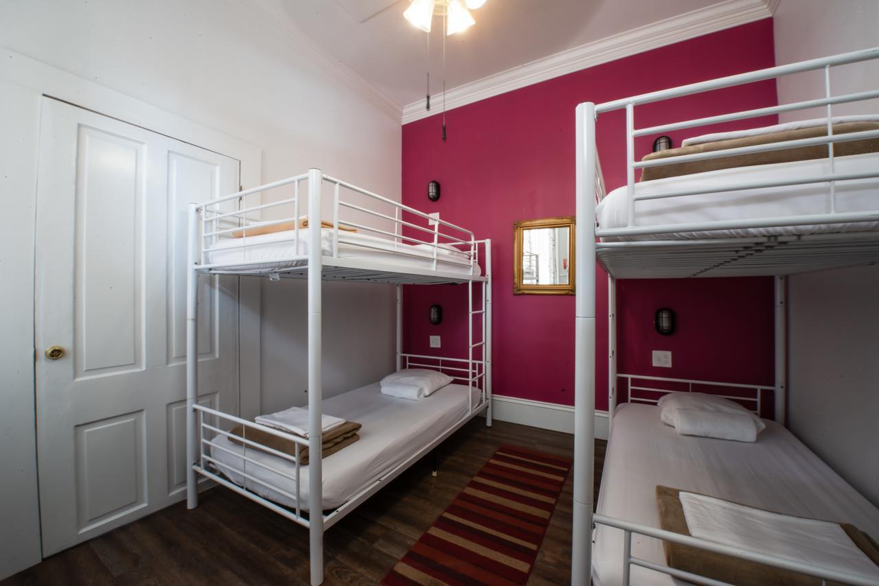 Hostel Auberge Nola