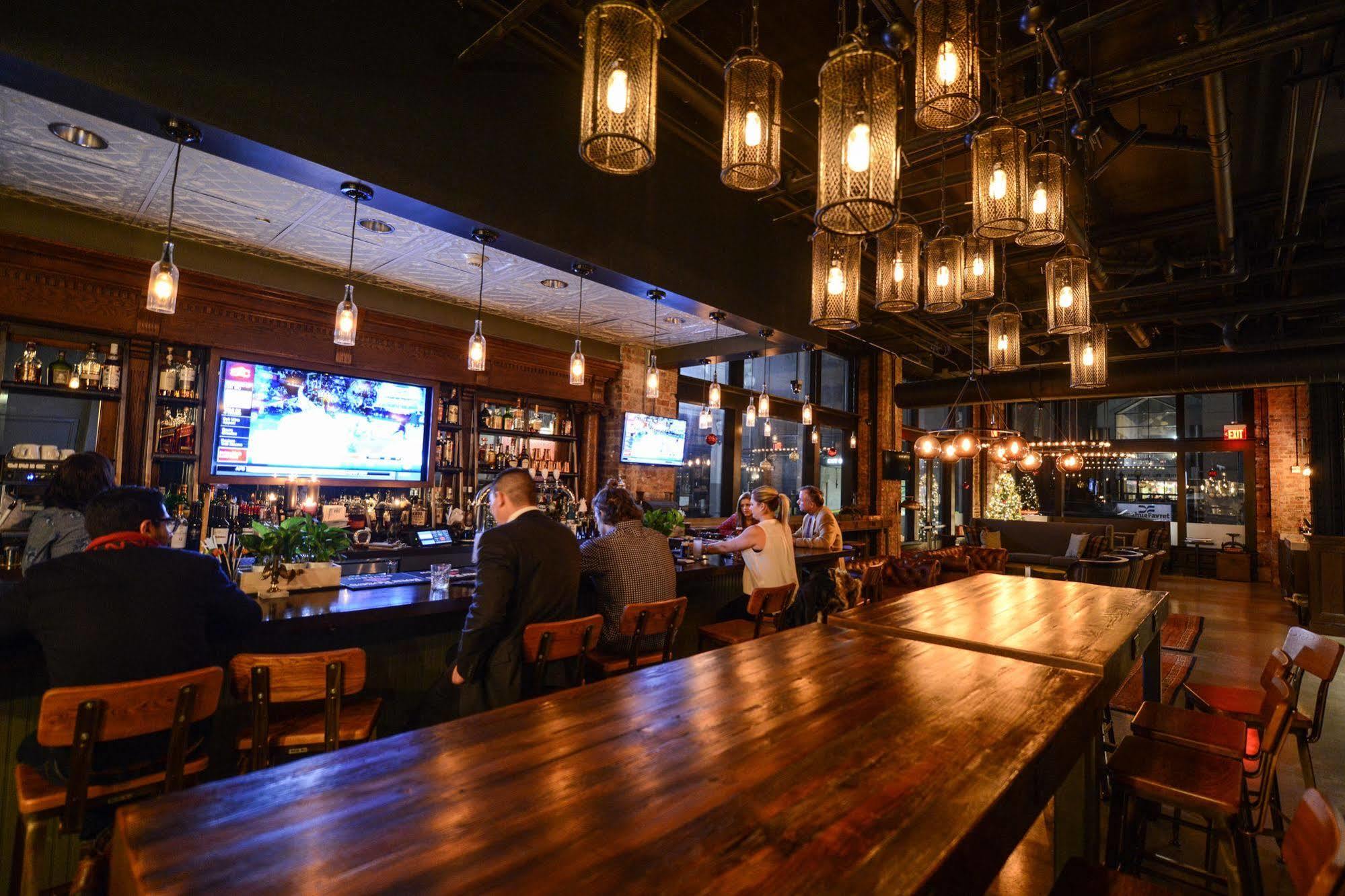 Q&c And Bar New Orleans, Autograph Collection New Orleans