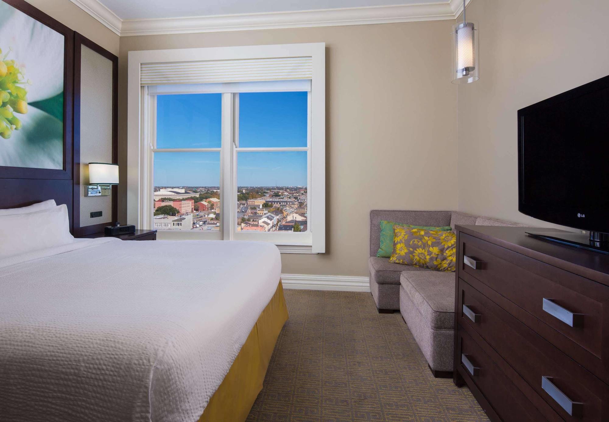Courtyard By Marriott French Quarter/iberville Hotel