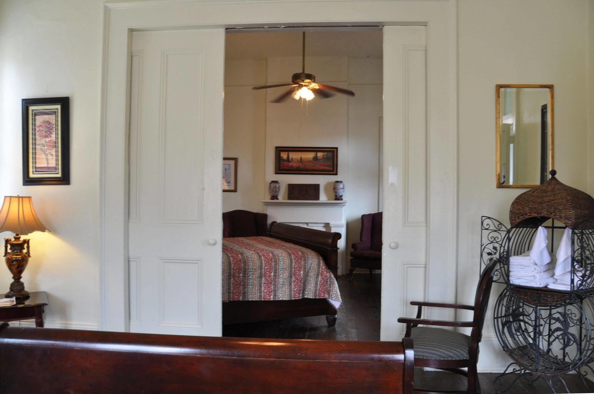 Inn Historic Mardi Gras