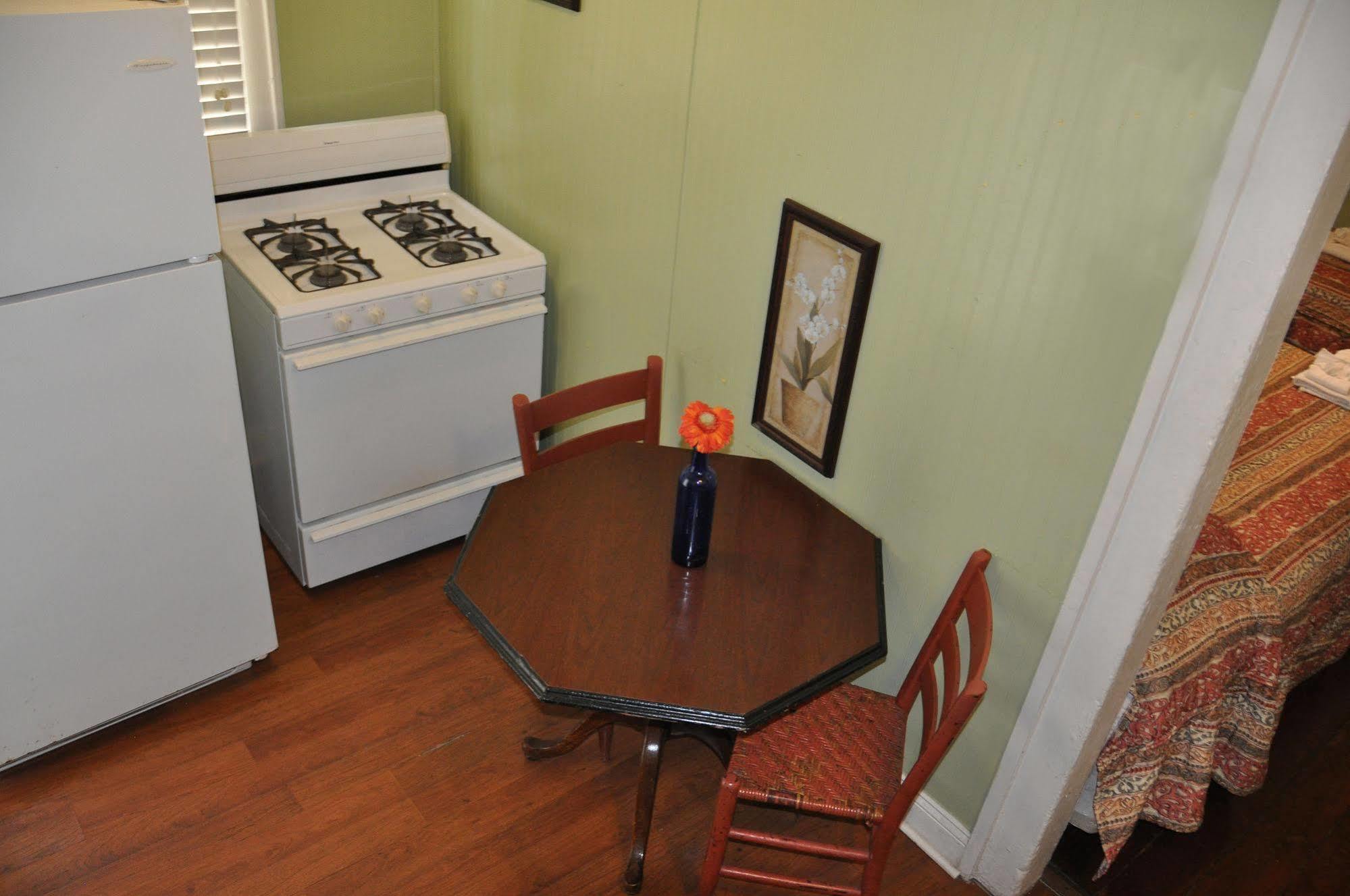 Historic Mardi Gras Inn New Orleans