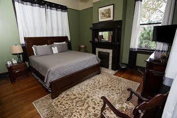 Canal Street 3* New Orleans