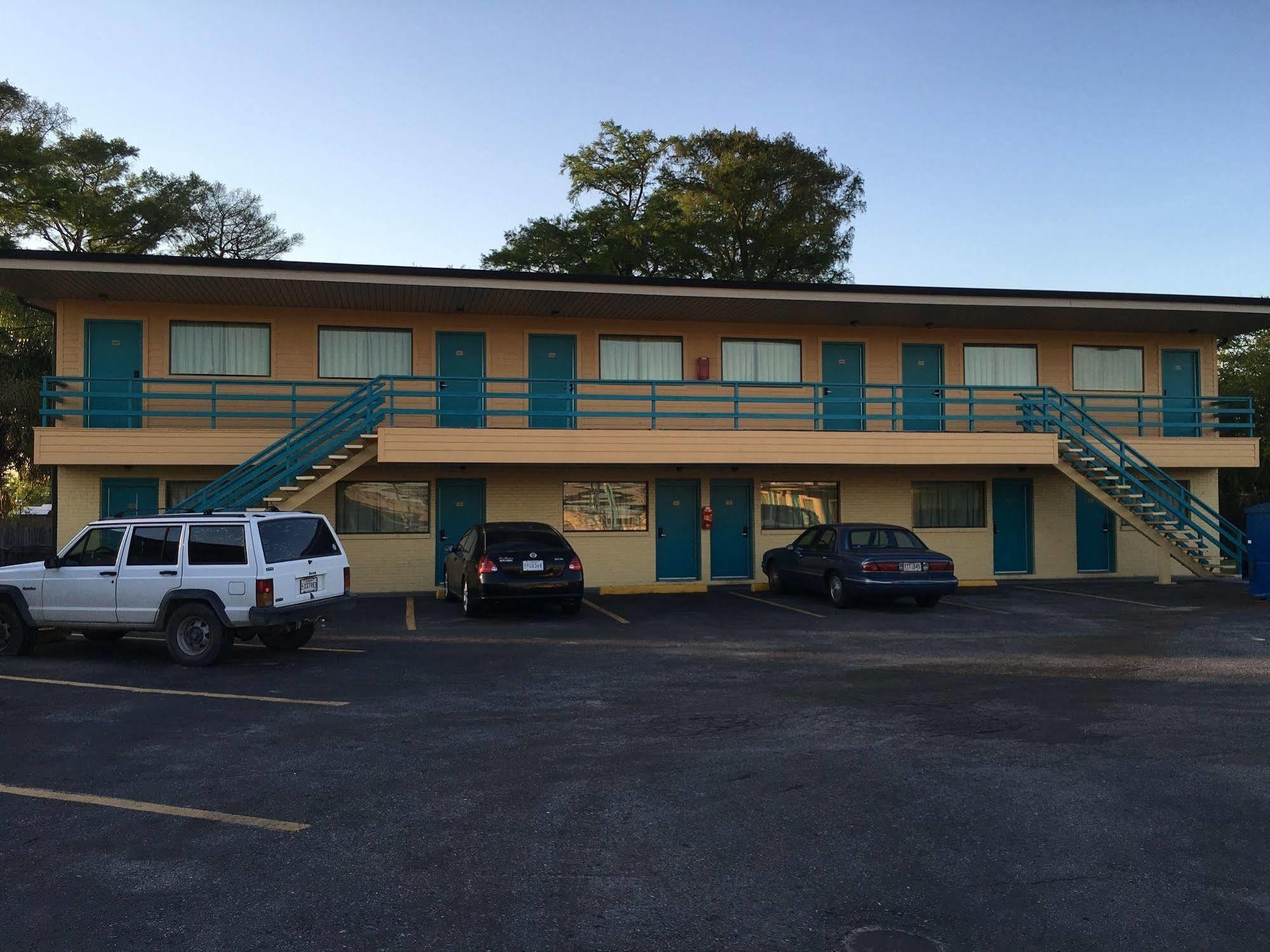 New Orleans Inn