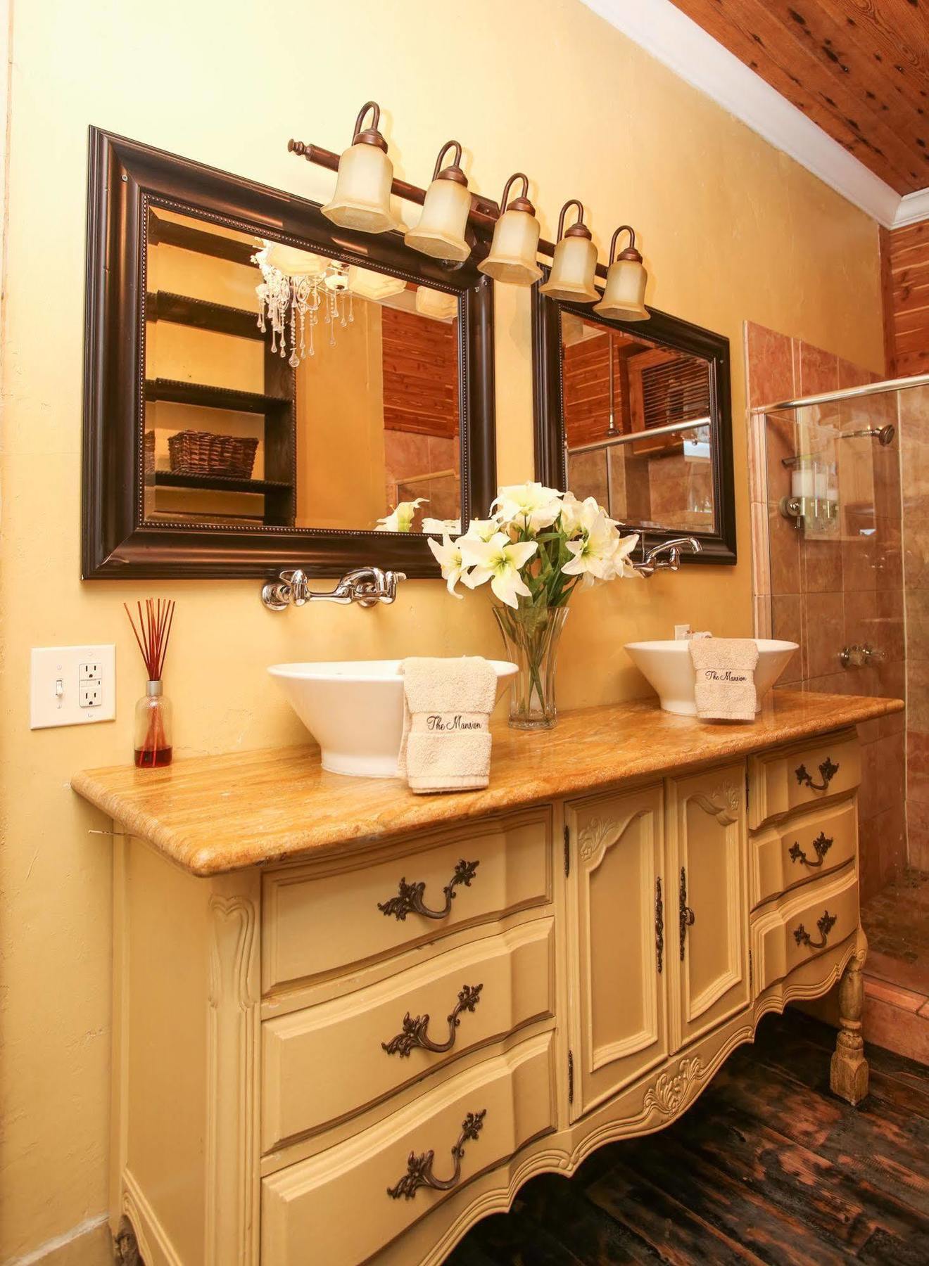 Bed & Breakfast Fleur De Lis Mansion