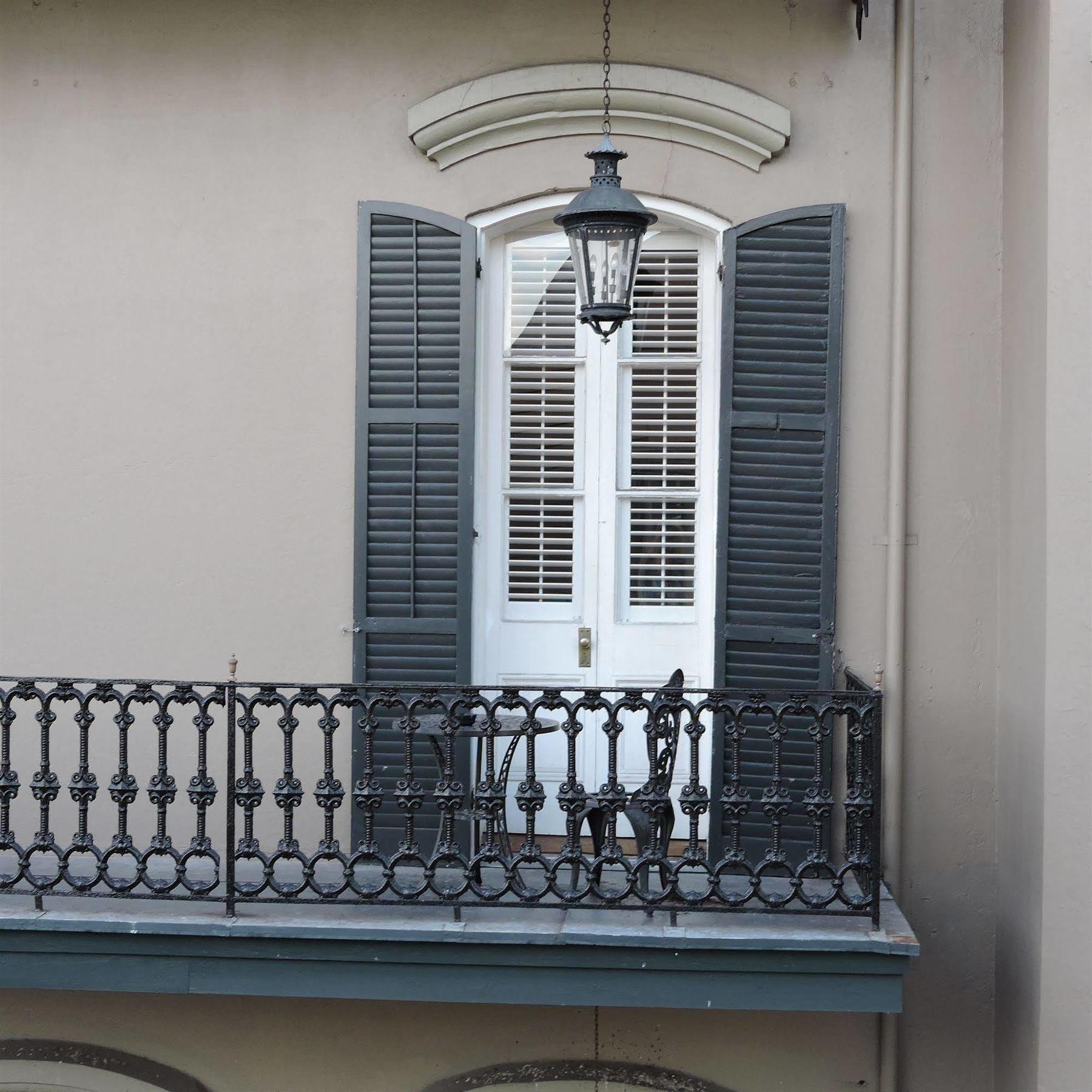 Courtyard By The French Quarter New Orleans