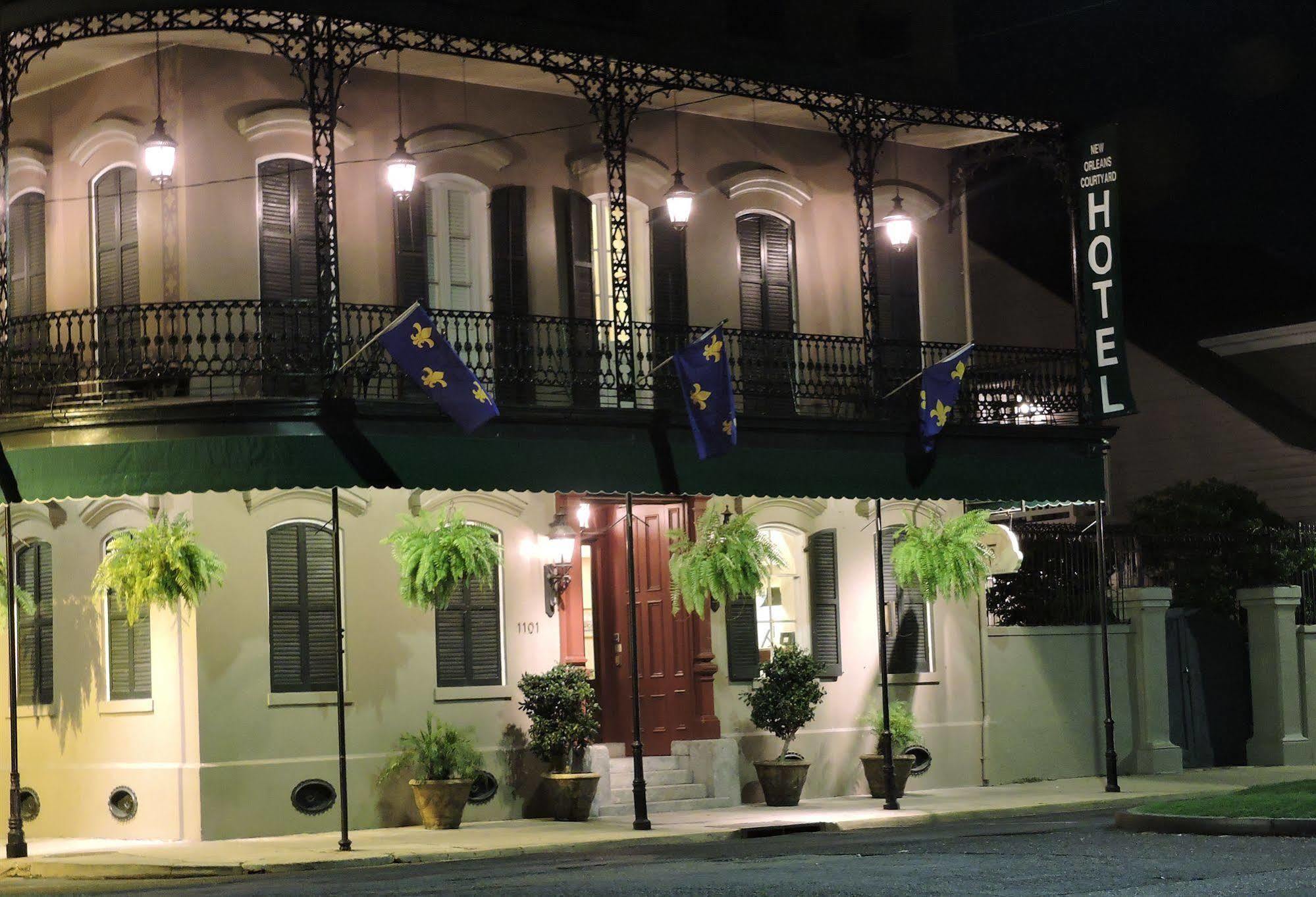 Courtyard By The French Quarter Hotel New Orleans
