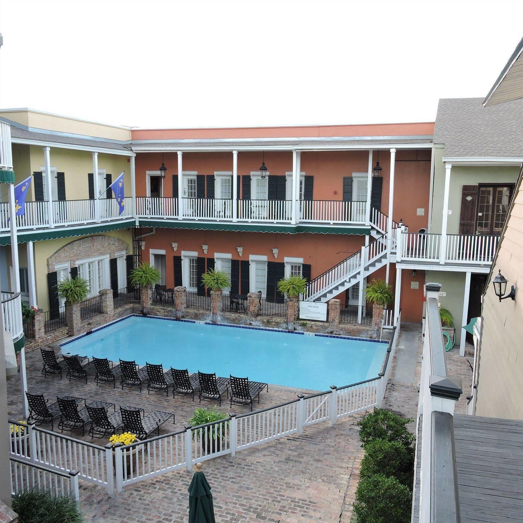 Hotel Courtyard By The French Quarter New Orleans