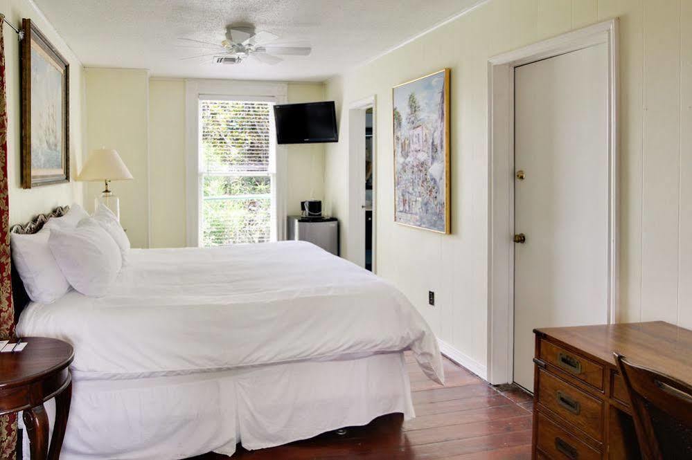 The House Bed & Breakfast 3*