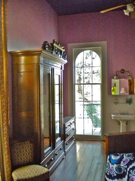 La Belle Esplanade Bed & Breakfast