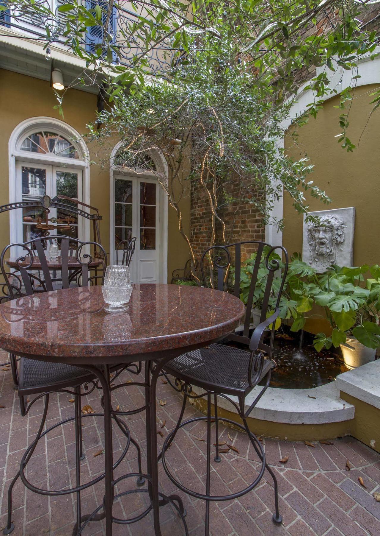 Mazarin Hotel New Orleans