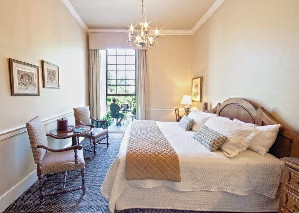 Provincial Hotel