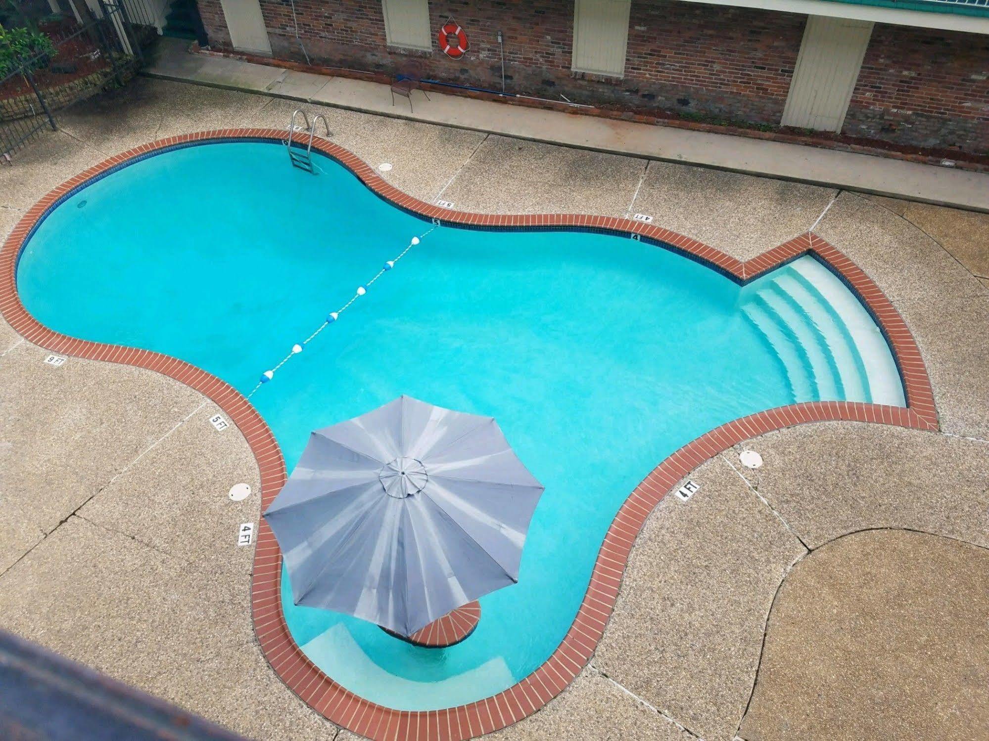 Midtown Hotel
