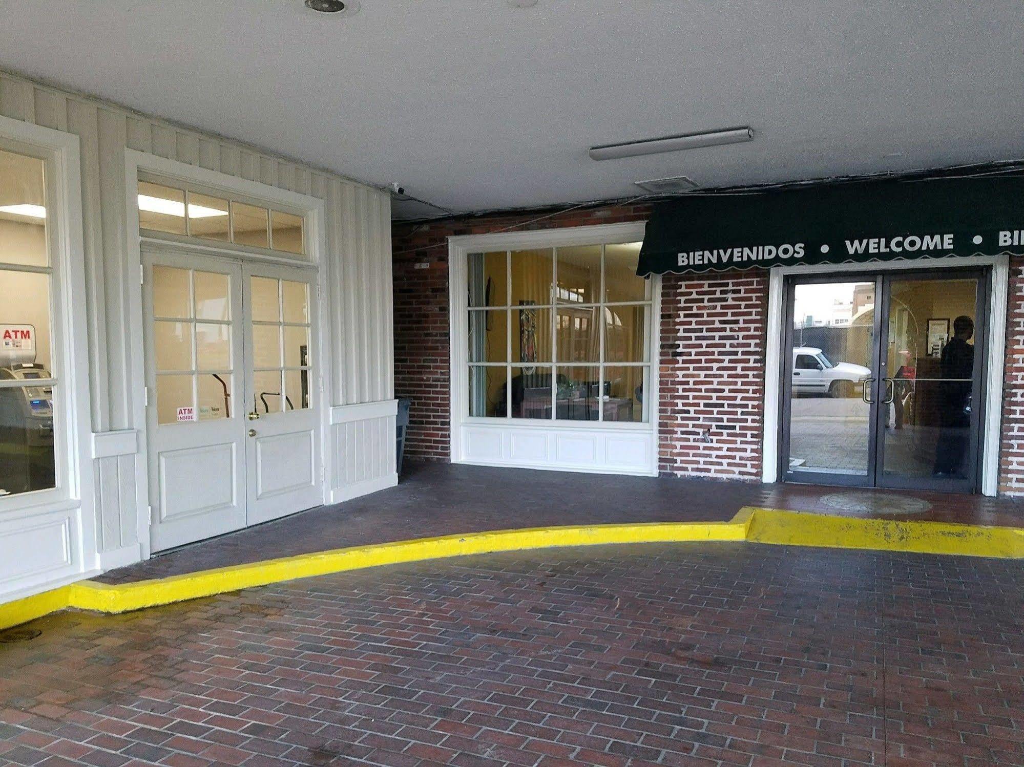 Midtown Hotel 2*