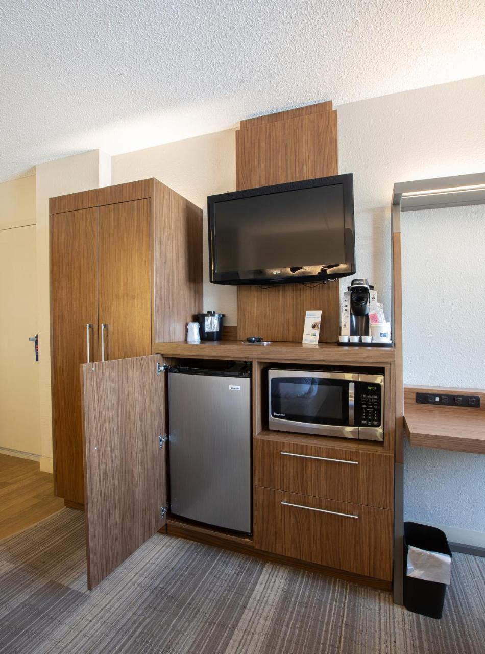 Express Downtown By Ihg Hotel