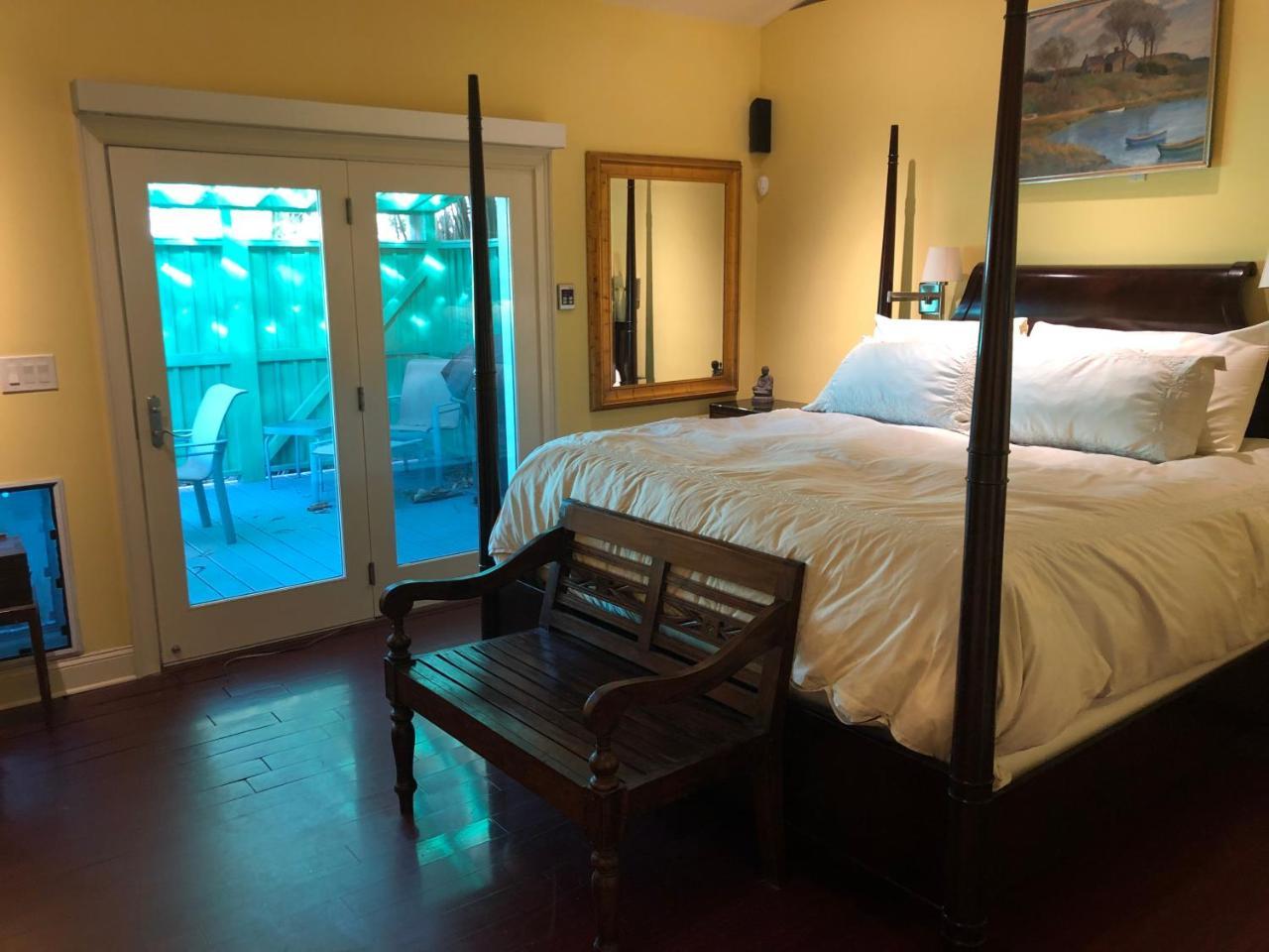 The House 3* New Orleans
