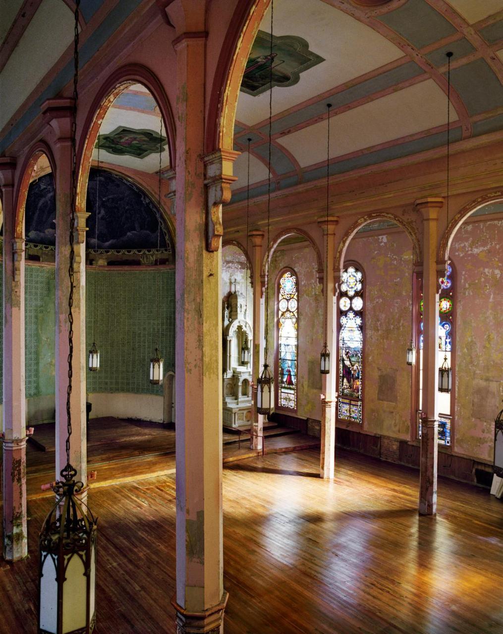 Peter And Paul, An Ash Hotel